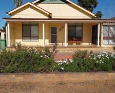 Australia New South Wales West Wyalong vacation rental compare prices direct by owner 27685882