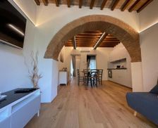 Italy Tuscany Montalcino vacation rental compare prices direct by owner 28095572