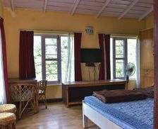 India Uttarakhand Mukteshwar vacation rental compare prices direct by owner 28193737