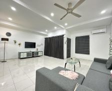 Malaysia Perak Ipoh vacation rental compare prices direct by owner 28792633