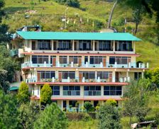 India Uttarakhand Kausani vacation rental compare prices direct by owner 27367074