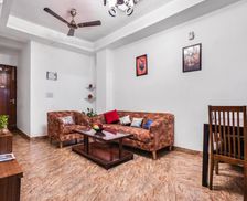 India Uttar Pradesh Ghaziabad vacation rental compare prices direct by owner 29413650