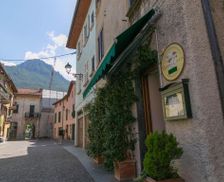 Italy Lombardy Mandello del Lario vacation rental compare prices direct by owner 27803412