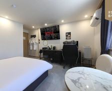 South Korea Jeollabuk-Do Jeonju vacation rental compare prices direct by owner 26987956