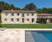 France Provence-Alpes-Côte d'Azur Salon-de-Provence vacation rental compare prices direct by owner 26799909