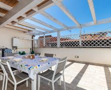 Italy Sicily Mazzeo vacation rental compare prices direct by owner 27878562