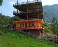 India Himachal Pradesh Solan vacation rental compare prices direct by owner 27812607