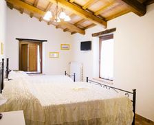 Italy Umbria Lugnano in Teverina vacation rental compare prices direct by owner 27010106