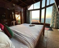 India Maharashtra Panchgani vacation rental compare prices direct by owner 28426752