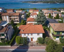 Italy Veneto Peschiera del Garda vacation rental compare prices direct by owner 29146198
