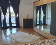 Romania Dolj Craiova vacation rental compare prices direct by owner 29141847