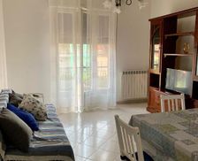 Italy Liguria Lerici vacation rental compare prices direct by owner 29001864
