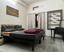 India Rajasthan Udaipur vacation rental compare prices direct by owner 29375344