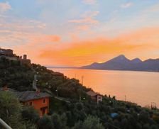 Italy Veneto Brenzone sul Garda vacation rental compare prices direct by owner 27803098