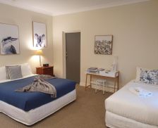 Australia Victoria Lancefield vacation rental compare prices direct by owner 13884810