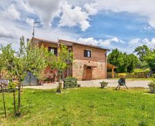 Italy Tuscany Foiano della Chiana vacation rental compare prices direct by owner 27520216