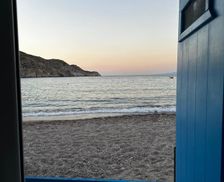 Greece Milos Firopótamos vacation rental compare prices direct by owner 28284228