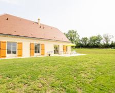 France Aquitaine Sainte-Orse vacation rental compare prices direct by owner 28240275