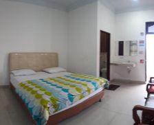 Indonesia Sumatra Berastagi vacation rental compare prices direct by owner 29082198