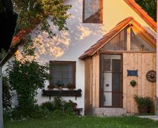 Romania Brasov Săcele vacation rental compare prices direct by owner 27391092