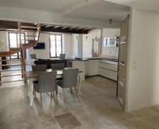 France Burgundy Avallon vacation rental compare prices direct by owner 27815731