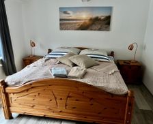 Germany Mecklenburg-Pomerania Lambrechtshagen vacation rental compare prices direct by owner 32781157