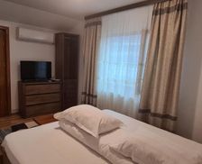 Romania Arges Curtea de Argeş vacation rental compare prices direct by owner 28483838