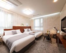 South Korea Masovian Voivodeship Seoul vacation rental compare prices direct by owner 28330704