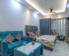 India Uttar Pradesh Noida vacation rental compare prices direct by owner 28281519