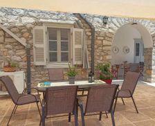 Greece Hydra Hydra vacation rental compare prices direct by owner 28635522