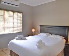 South Africa North West Boshoek vacation rental compare prices direct by owner 27842669