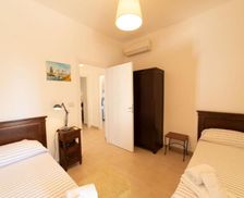 Italy Sicily Syracuse vacation rental compare prices direct by owner 18747201