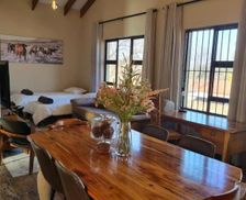 South Africa Gauteng Pretoria vacation rental compare prices direct by owner 28809061