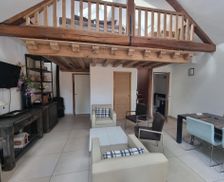 France Champagne - Ardenne Arcis-sur-Aube vacation rental compare prices direct by owner 35073372