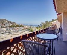 United States California Avalon vacation rental compare prices direct by owner 32481252