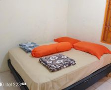 Indonesia Sumatra Bukittinggi vacation rental compare prices direct by owner 27431692