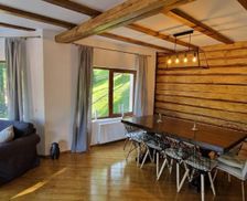 Romania Brasov Bran vacation rental compare prices direct by owner 29250617