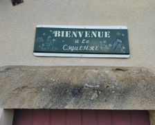 France Auvergne Bézenet vacation rental compare prices direct by owner 28599784