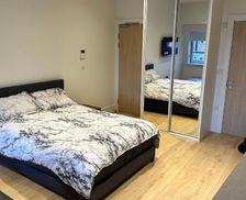 United Kingdom Greater London Ilford vacation rental compare prices direct by owner 28529377