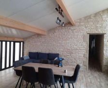 France Champagne - Ardenne Arc-en-Barrois vacation rental compare prices direct by owner 29018261