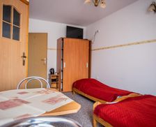 Poland Lesser Poland Czorsztyn vacation rental compare prices direct by owner 27794896