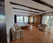 Romania Dâmboviţa Viforîta vacation rental compare prices direct by owner 27422454