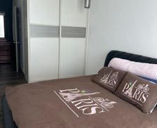 Malaysia Sarawak Kuching vacation rental compare prices direct by owner 29388353