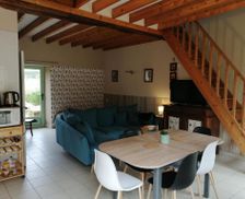 France Pays de la Loire Fyé vacation rental compare prices direct by owner 27671143