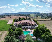 Italy Umbria Gualdo Cattaneo vacation rental compare prices direct by owner 28844020