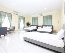 Malaysia Terengganu Kampung Raja vacation rental compare prices direct by owner 27404108