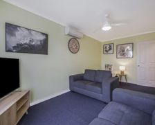 Australia Victoria Hamilton vacation rental compare prices direct by owner 14254058