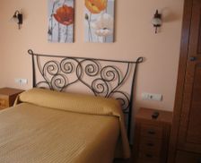 Spain Aragon Albarracín vacation rental compare prices direct by owner 18770112