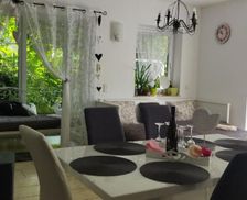 Czechia  Lipoltice vacation rental compare prices direct by owner 27552436