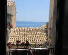 Italy Sicily Syracuse vacation rental compare prices direct by owner 29823100